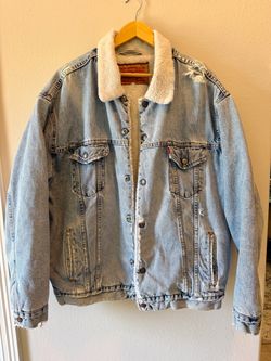 Vintage Levi’s Sherpa Lined Denim Trucker Jacket XL Made in USA