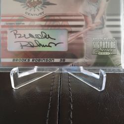 Brooks Robinson Auto Card /100
