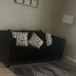Sofa & Love Seat 