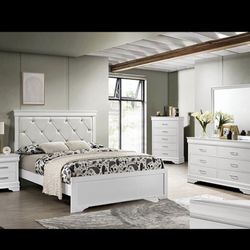 4- Pc Bedroom set Dresser,Mirror  Nightstand (1) Queen size bed frame  Not including Mattress and Box Sp