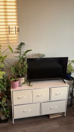 Dresser and nightstand