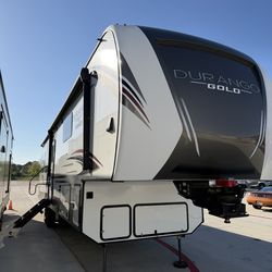 2021 KZ Durango Gold