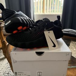 Nike Mind 002 Black Hyper Crimson 