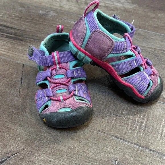 Keen Toddler Sandals in Purple and Teal Waterproof shoes baby size 8 toddler 