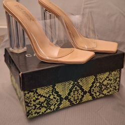 Cape Robin Open Toe Square Heel