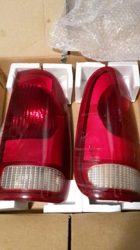 Ford f 150 tail lights