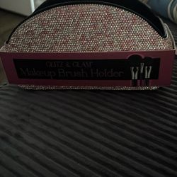 Brush holder