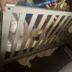 used crib good condition