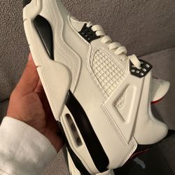 Jordan 4s “ Flight Club”