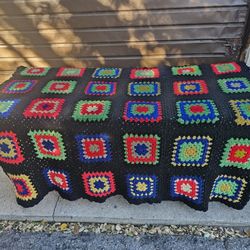 Beautiful Vintage Hand Made Crocheted Sofa Blankets Or Throws ! Great Design And Color ! 