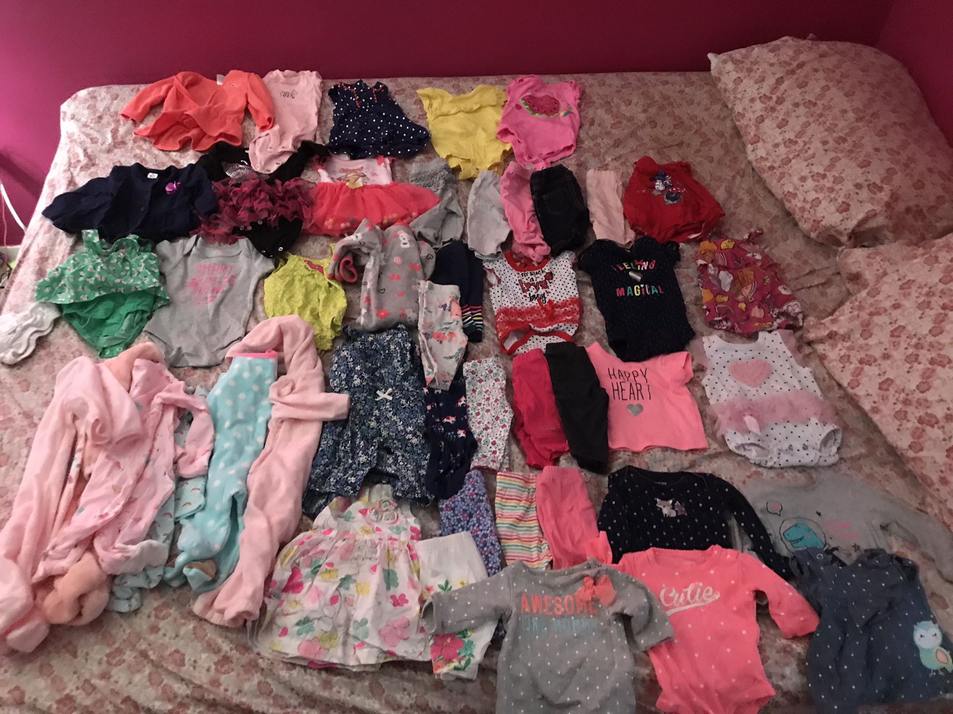 Huge baby girl clothing lot NB-3 months