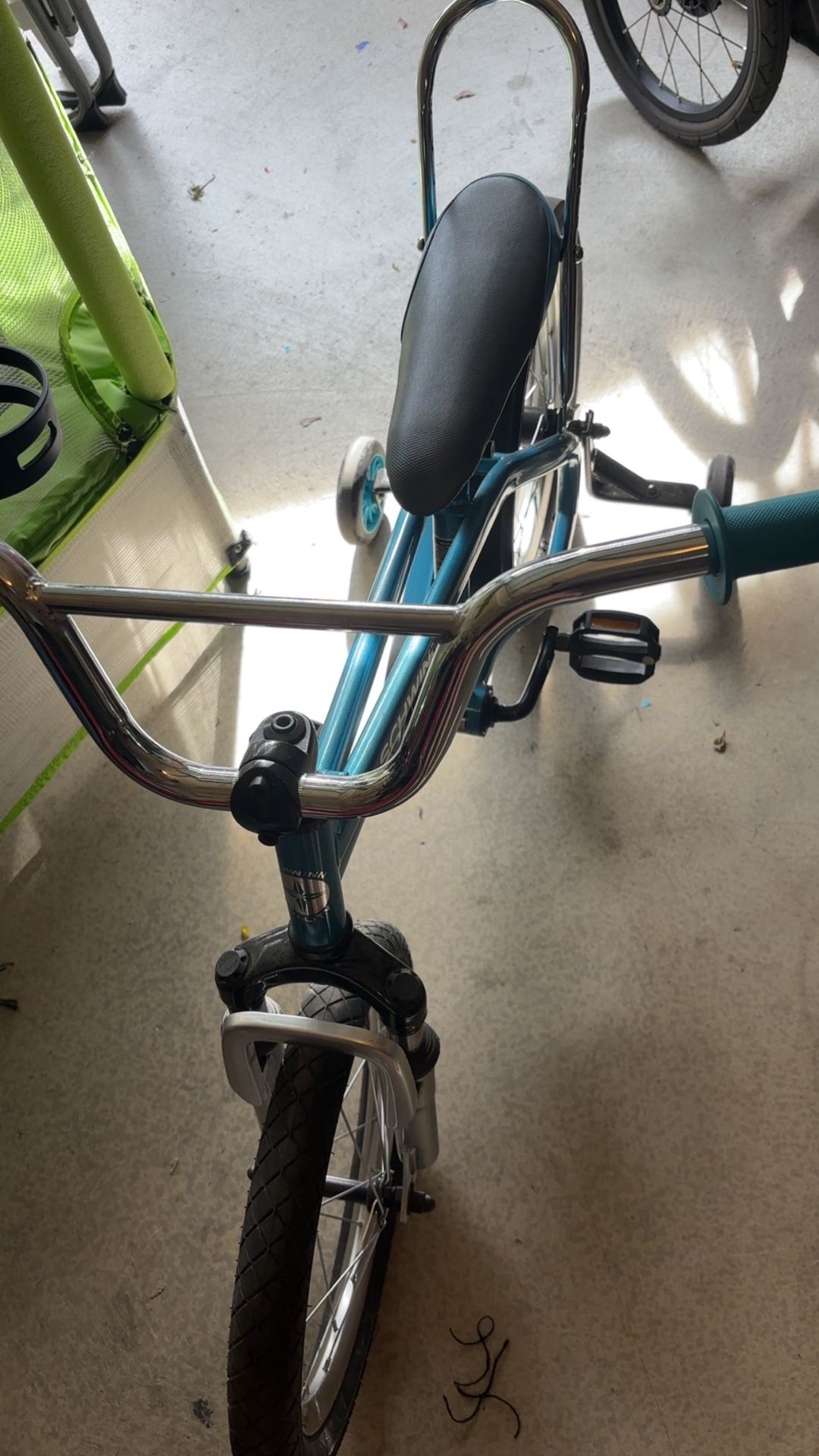 Kids Schwinn bike