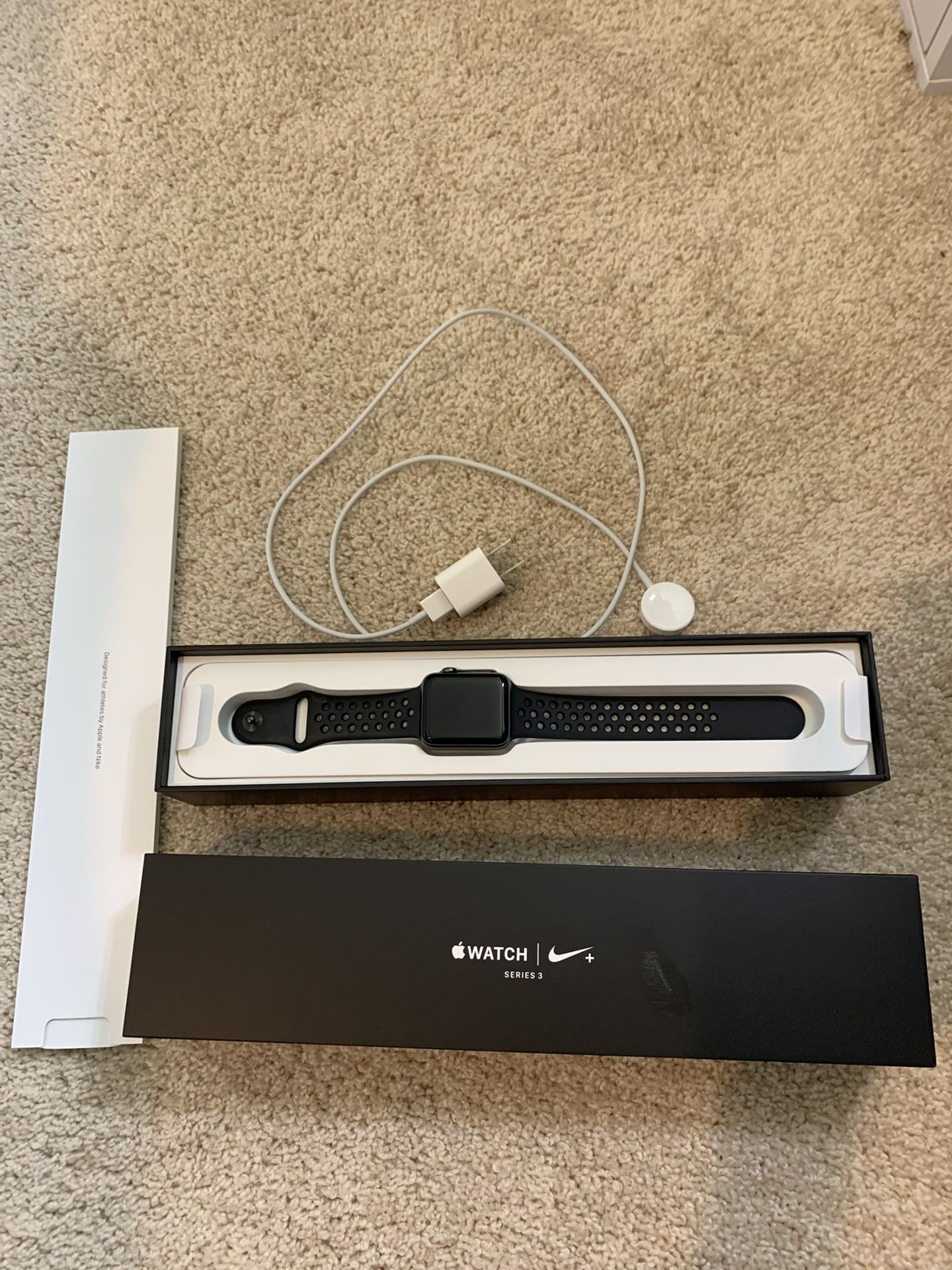 Apple watch series 3 42mm Nike edition great condition