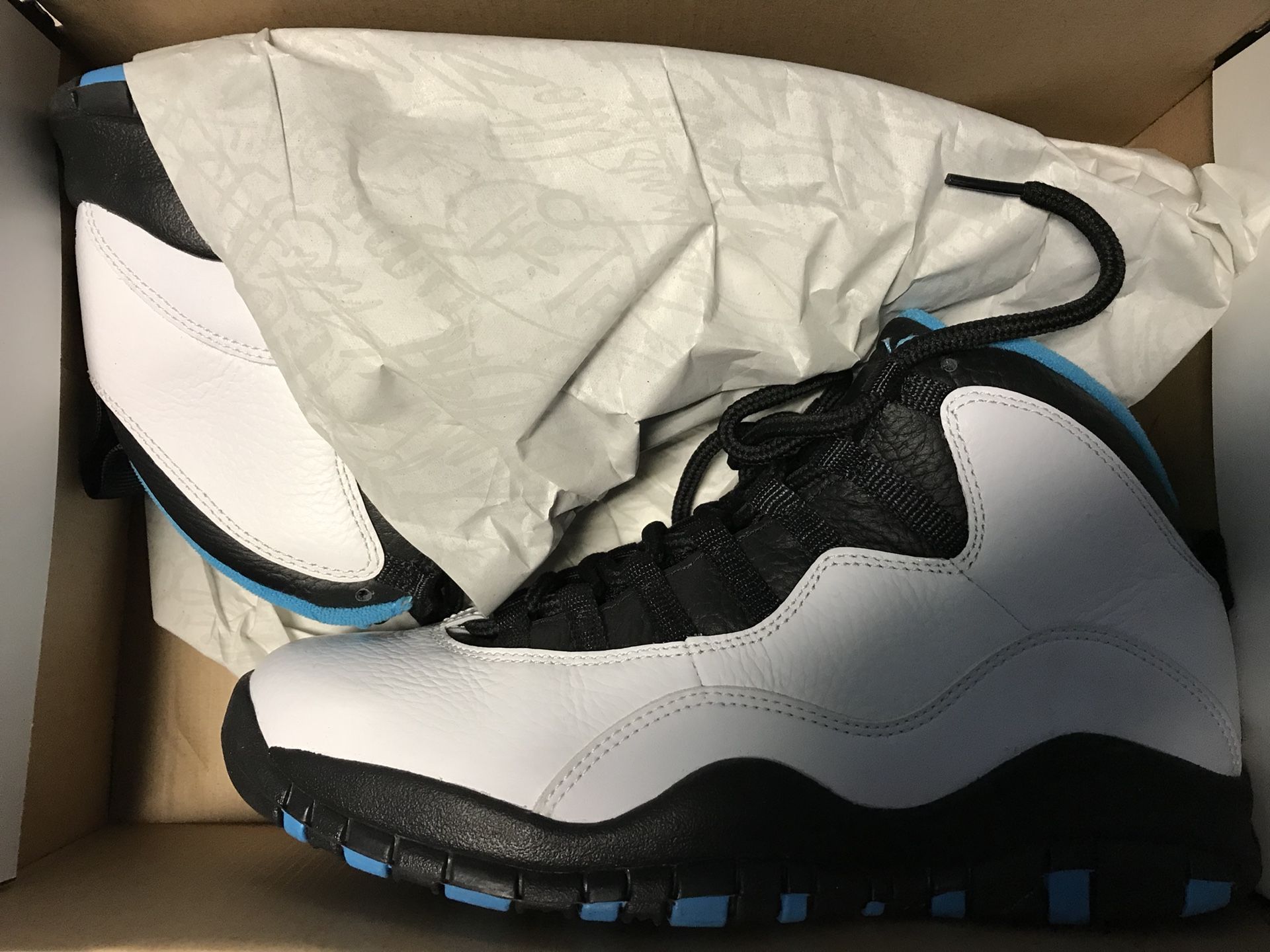 Jordan 10. Size 8