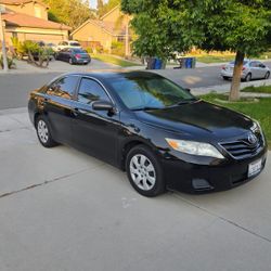 Toyota Camry 2011