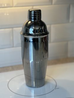 25 oz. Stainless Steel Cocktail Shaker (NEW)