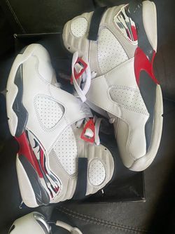 Air Jordan bugs bunny’s 8s size 9.5
