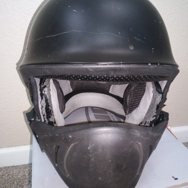 Bell Rogue Helmet.