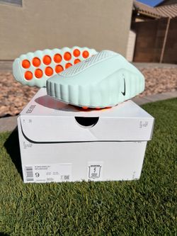 Nike Mind 001 SIZE 9 W