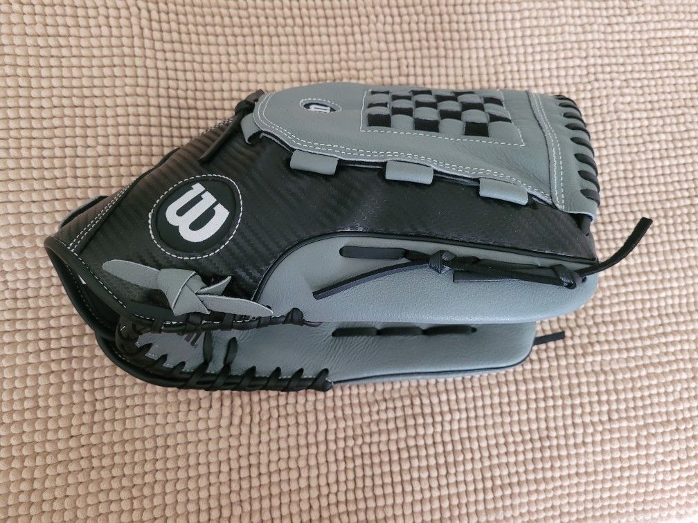 Wilson Men's Softball Glove 14 '