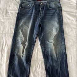 Supreme Distressed Loose Fit Selvedge Jean 38