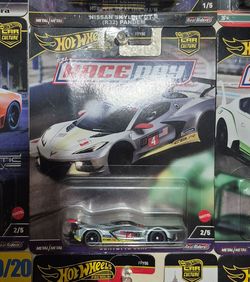 Hotwheels Premium Car Culture Race Day Set Corvette C8.R
