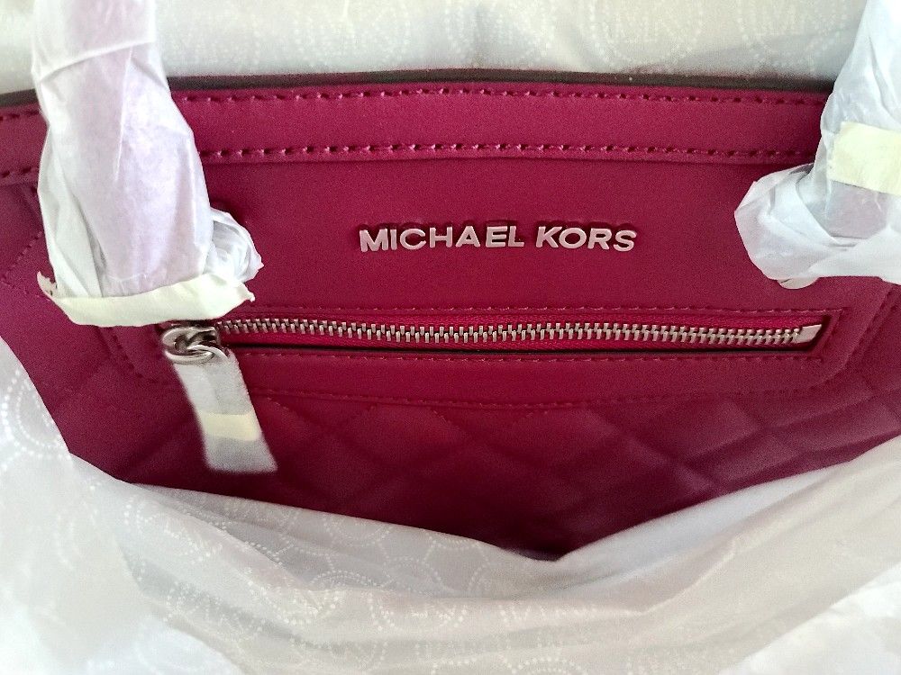 Michael Kors Purse (Brand New)