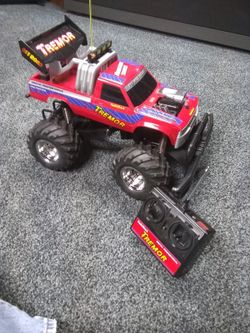 RC Radio Shack Remote Control TREMOR Monster Truck for Sale in