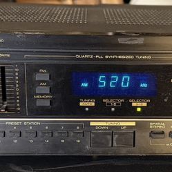 Vintage Marantz AM\FM Stereo Receiver SR-560 Untested Powers On 