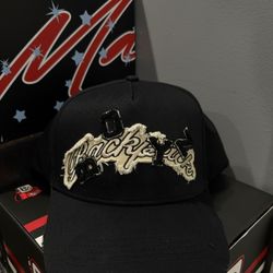 31/Thirty One Hats Backpack Boyz