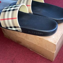 Burberry Slides 