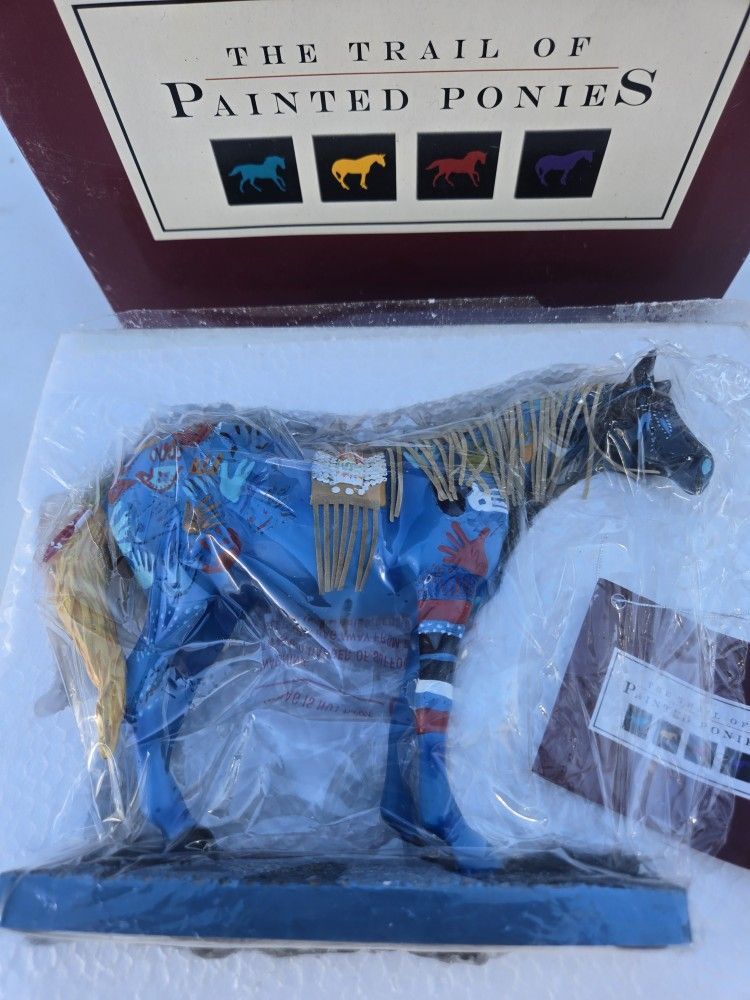 Collectible Trail Of Painted Ponies