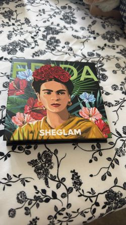 SHEGLAM Frida Kahlo Eyeshadow Palette ā NEW