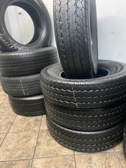 SET LT 215/85/16 CONTINENTAL SEMI NEW $300 PRICE INCLUDE PROFESSIONAL INSTALLATION AND TAX