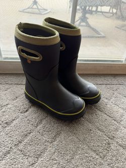 Kids Rain And Snow Boots Size 13
