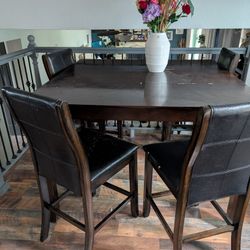 Table With Leaf And Chairs (USED)