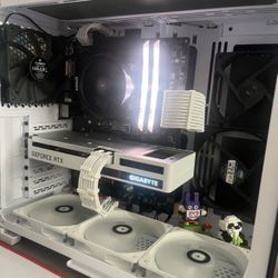 White Gaming Pc
