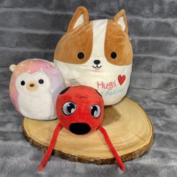 3 Plushies 