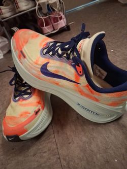 NIKE RUN ZOOM VOMERO PLUS