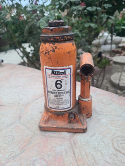 Allied 6 Ton Hydraulic Bottle Jack