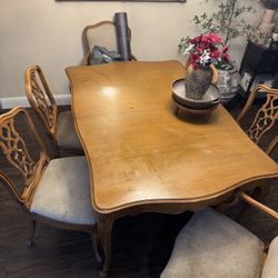 Dining Table 6 Chairs 