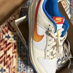 Nike Dunks 