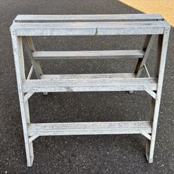 3 Ft Aluminum Flat-Top Sawhorse Ladder  