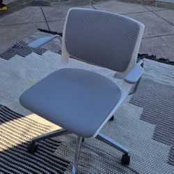 Office Chair Rolling & Adjustable Height