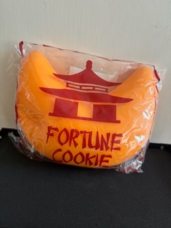 Fortune Cookie Shaped Novelty Squishy