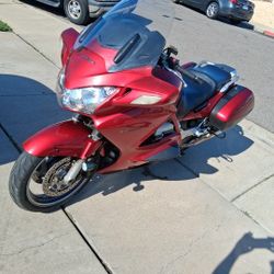 HONDA 2008 ST 1300