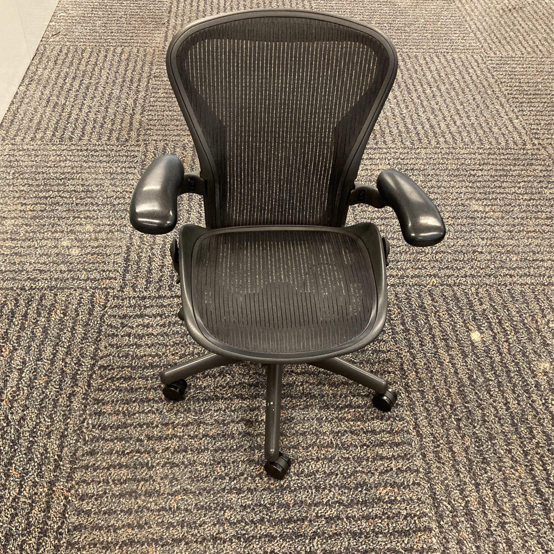 Herman Miller Aeron Chair