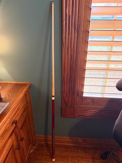 Vintage McDermott D-9 Pool Cue (1980’s)