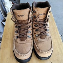 Mens Suede EH Size 10 Medium Steel Toe  Work Boots- Botas De Hombre Ante, Puntera Acero. 