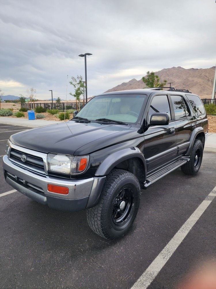 Toyota 4runner for Sale in Las Vegas, NV OfferUp